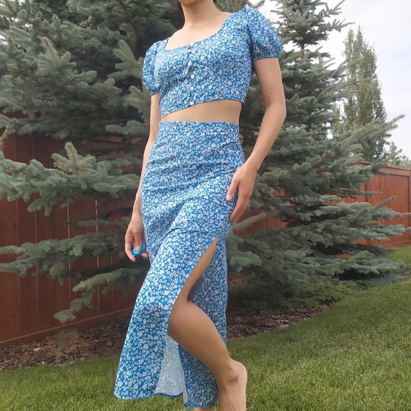 Yesstyle Floral Set - Picture 3 of 5